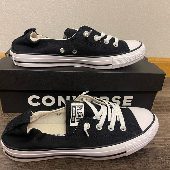 Converse Shoes - Women’s low Converse